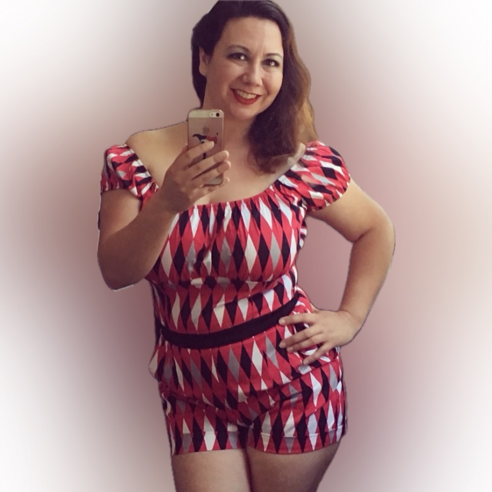 GUC Pinup Girl Red and Black Harlequin/Harley Quinn romper Size L